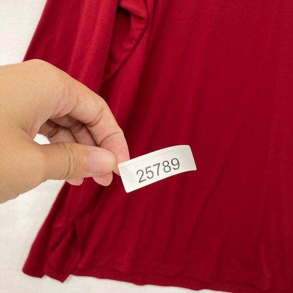 Susan Graver size 4X Red Cut Out Detail Stretch Liquid Knit 3/4 Sleeve Blouse - Picture 9 of 9